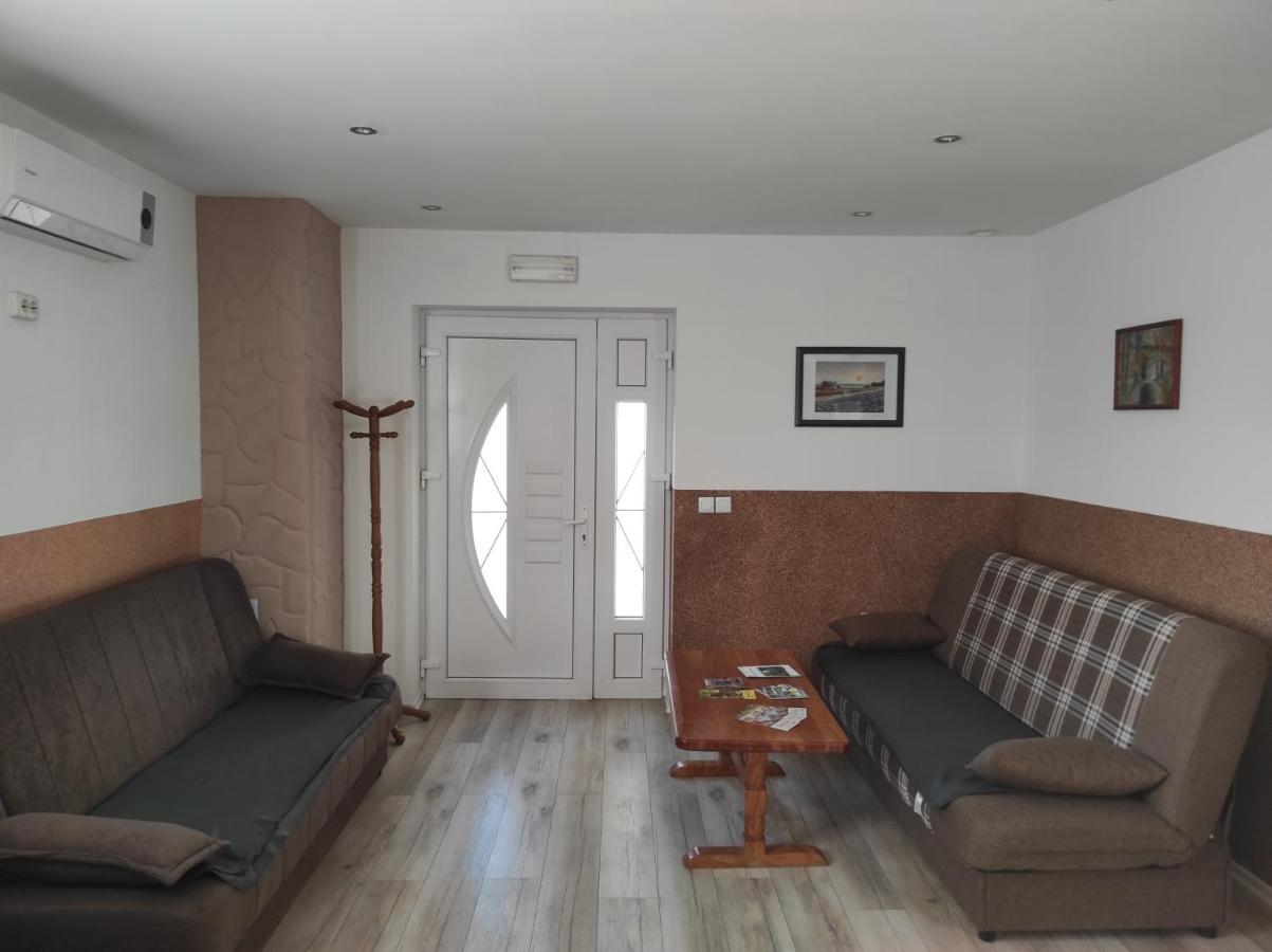 Apartman Jakov Rakovica Eksteriør bilde