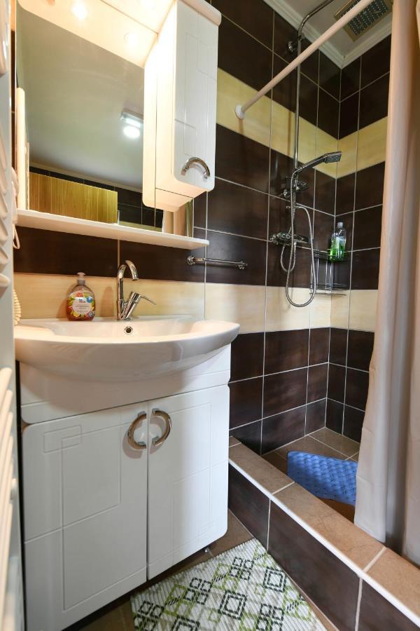 Apartman Jakov Rakovica Eksteriør bilde